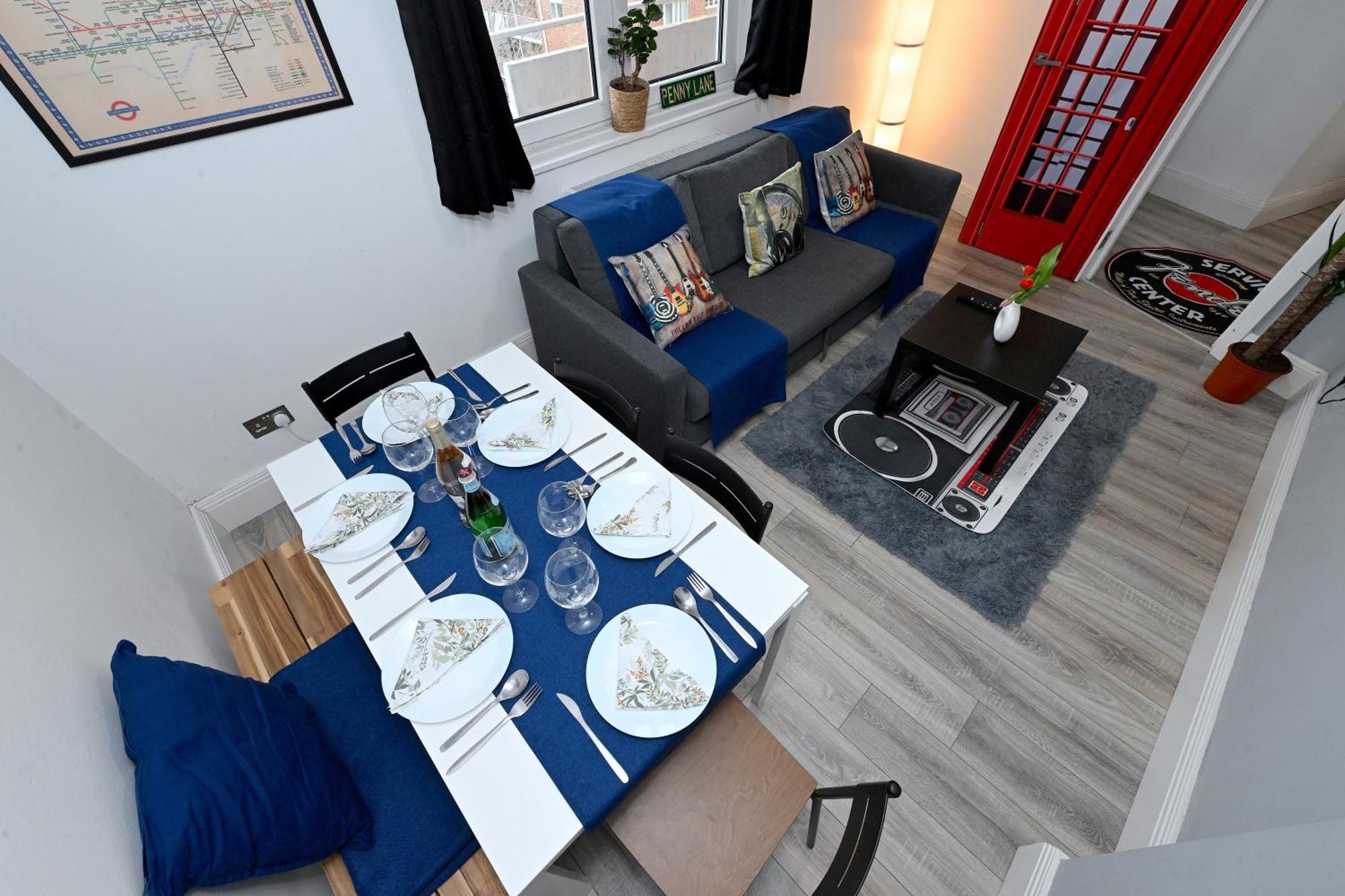 Superb 4 Bedroom Flat In The Heart Of Camden Town Londra Dış mekan fotoğraf